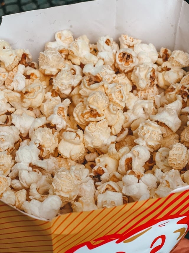 Popcorn with butterscotch